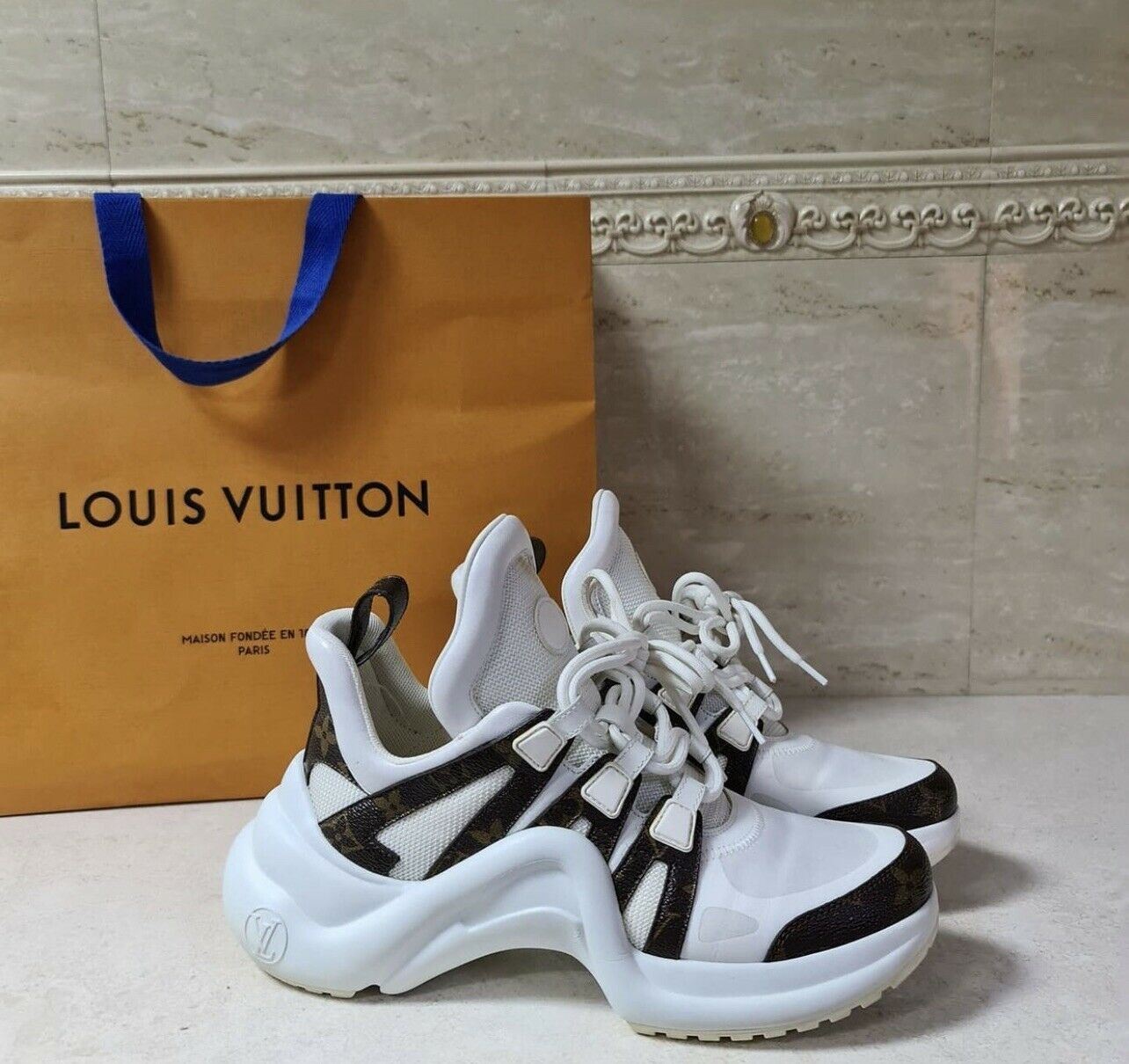 Louis Vuitton ARCHLIGHT Monogram Leather Sneakers Trainers Sz.38