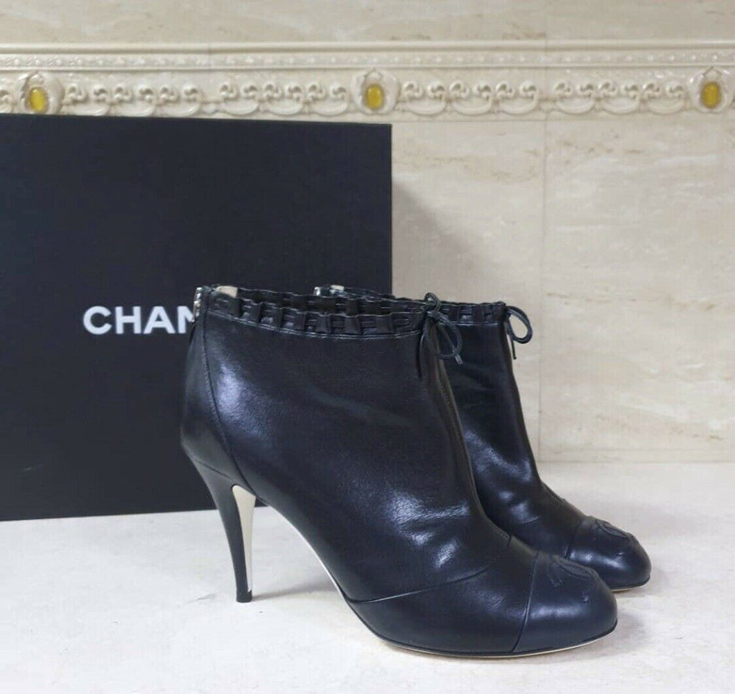 Chanel  Black Leather Logo CC Ankle Boots Booties Sz. 39,5 - LuxyBrand