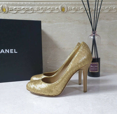 CHANEL Gold Sequins Heels Shoes Sz.38,5 AUTH - LuxyBrand