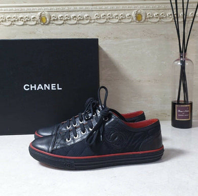 CHANEL Black Red CC Logo Textile Leather Sneakers Trainers Sz.38,5 - LuxyBrand