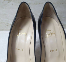 Load image into Gallery viewer, CHRISTIAN LOUBOUTIN Pigalle 120 Patent Leather Pump Heels - Eu 40
