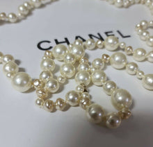 Load image into Gallery viewer, Chanel Chanel 10a Faux Pearl Cc Logo Belt Necklace - LuxyBrand
