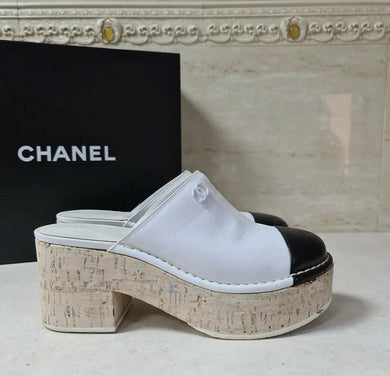 Chanel CC Logo Leather  Sandals Clogs Size 38,5 - LuxyBrand