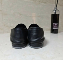 Load image into Gallery viewer, Gucci Jordaan Black Leather Horsebit Loafers EU 39,5 US 9,5 - LuxyBrand
