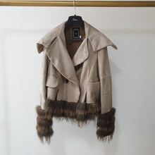 Load image into Gallery viewer, Christian Dior Beige Fox Trimmed Leather Jacket
