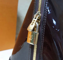 Load image into Gallery viewer, Louis Vuitton Amarante Monogram Vernis Alma GM Bag
