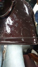 Load image into Gallery viewer, Louis Vuitton Amarante Monogram Vernis Alma GM Bag
